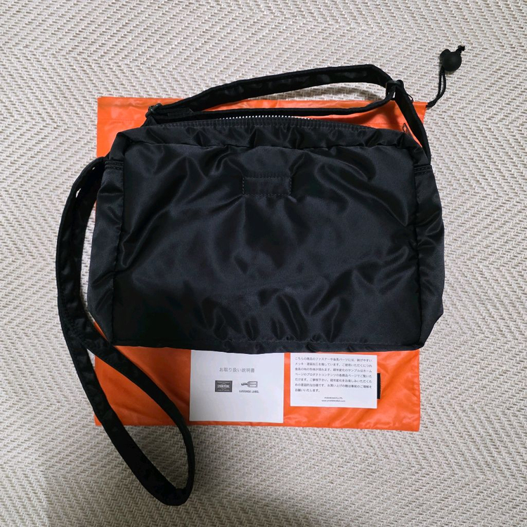 새상품급 요시다포터 탱커숄더백 L라지 622-78810 (popo360--1