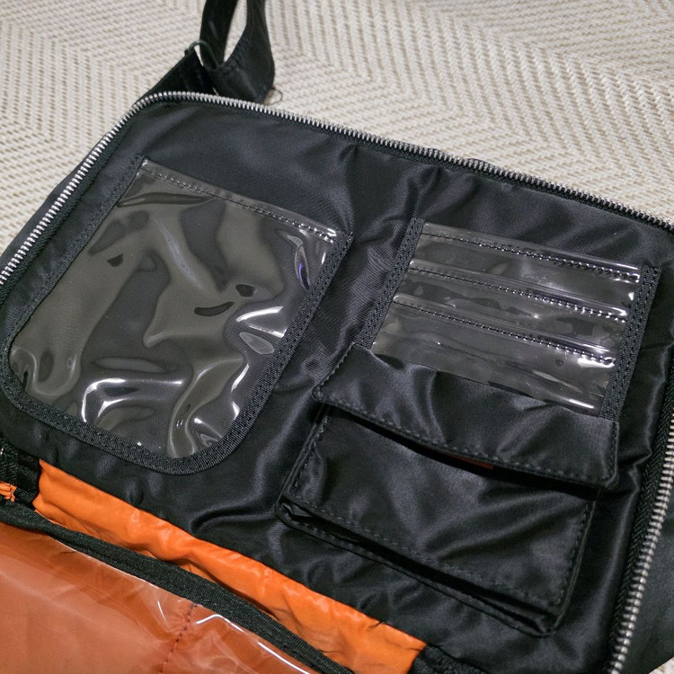 새상품급 요시다포터 탱커숄더백 L라지 622-78810 (popo360--6