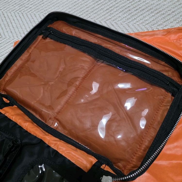 새상품급 요시다포터 탱커숄더백 L라지 622-78810 (popo360--7