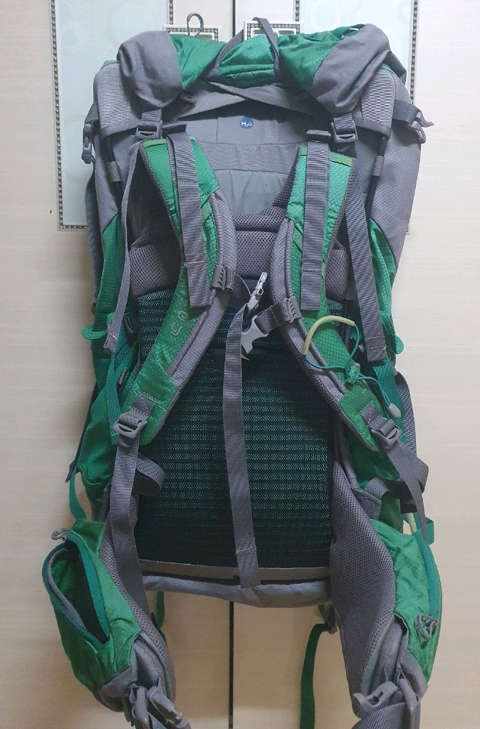 오스프리50리터 배낭 내놓습니다--1