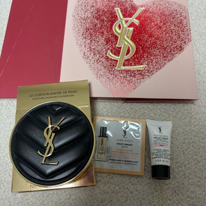 입생로랑 엉크르드뽀 쿠션 20호 새것 정품