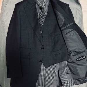 (명작,강추)톰포드 윈저 3피스 수트 챠콜 다크 그레이 정장 이미지