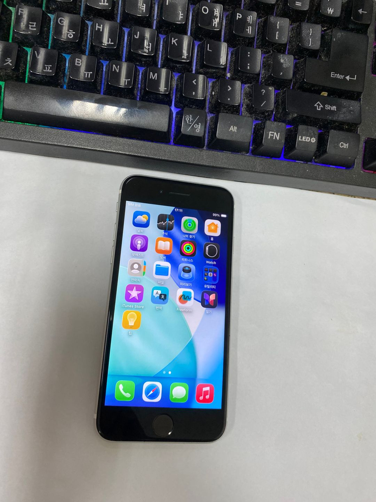 아이폰SE2 화이트 AA급 64GB 무잔상 배터리100% 서브폰 업무폰 회사폰 추천 049689--1