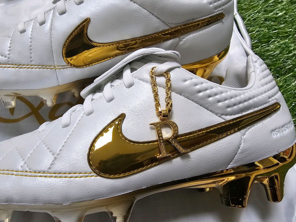 [한정판]나이키 티엠포 레전드 RGN FG SE 호나우지뉴--8