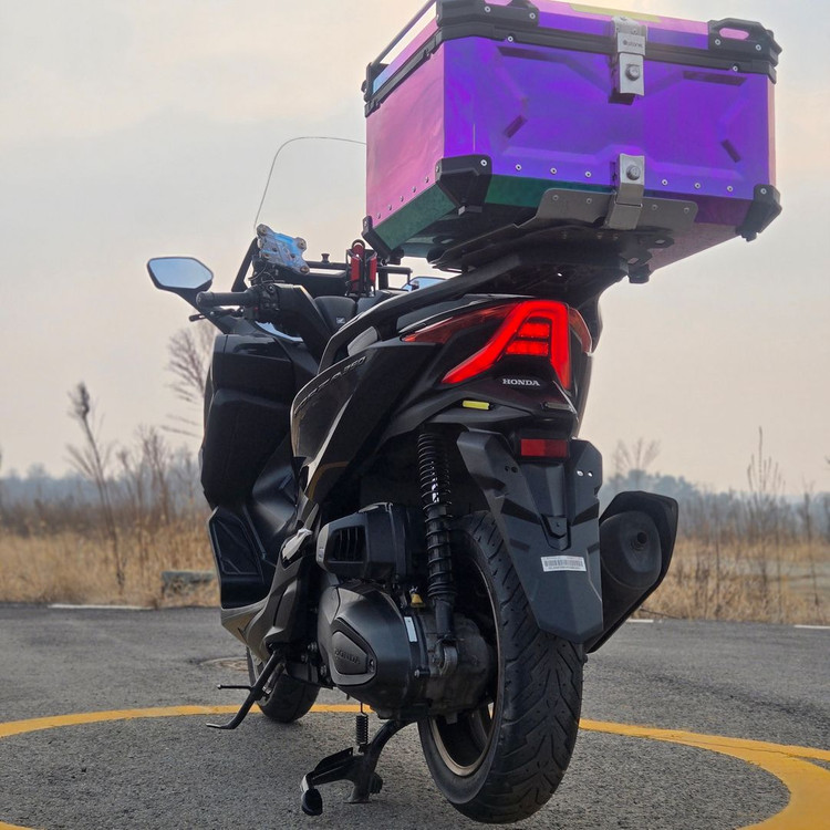 혼다 포르자350 25년식 1만7천km 배달셋팅 성능좋은 차량 판매합니다--4