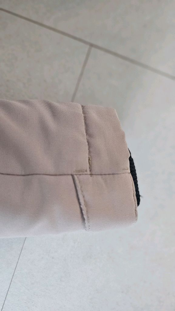 아이더 스투키 패딩 점퍼 xs 베이지 85사이즈--7