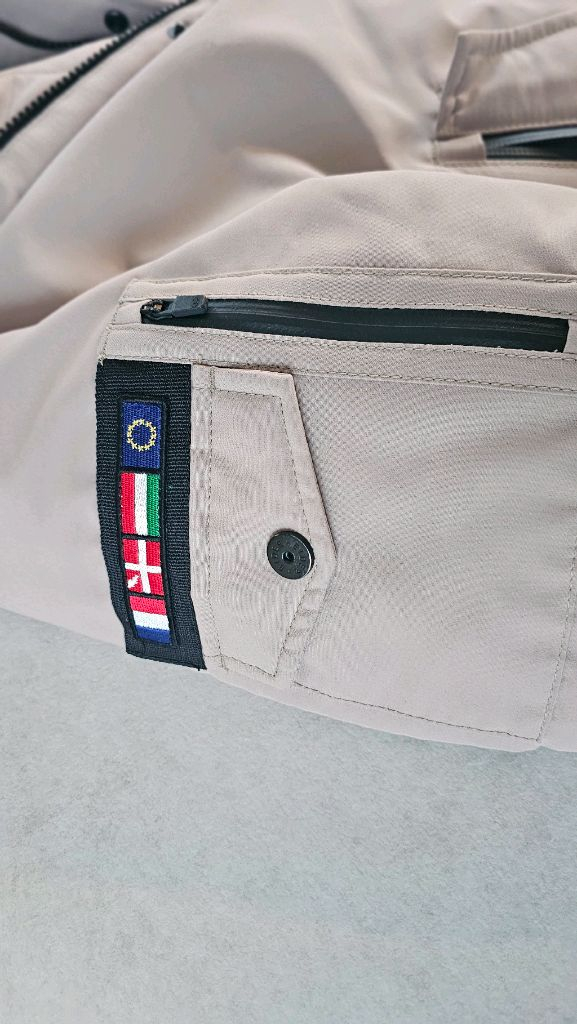 아이더 스투키 패딩 점퍼 xs 베이지 85사이즈--8