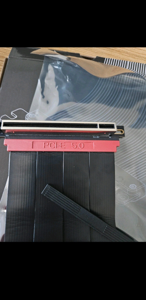 LINKUP AVA5 PCIe 5.0 라이저 케이블--6