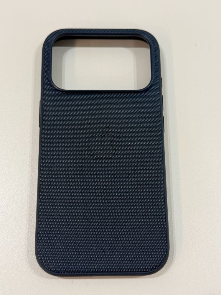 아이폰17 프로 케이스 팝니다--2