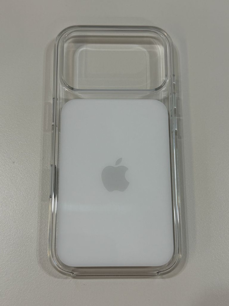 아이폰17 프로 케이스 팝니다--3