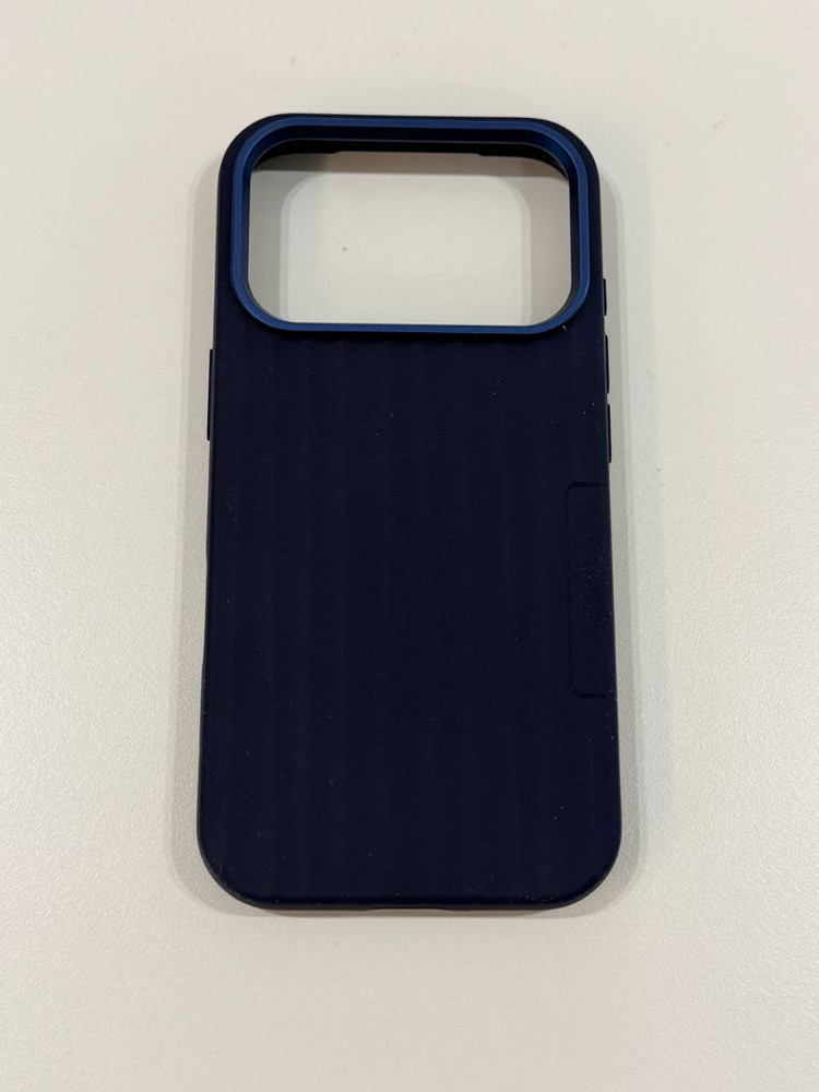 아이폰17 프로 케이스 팝니다--4