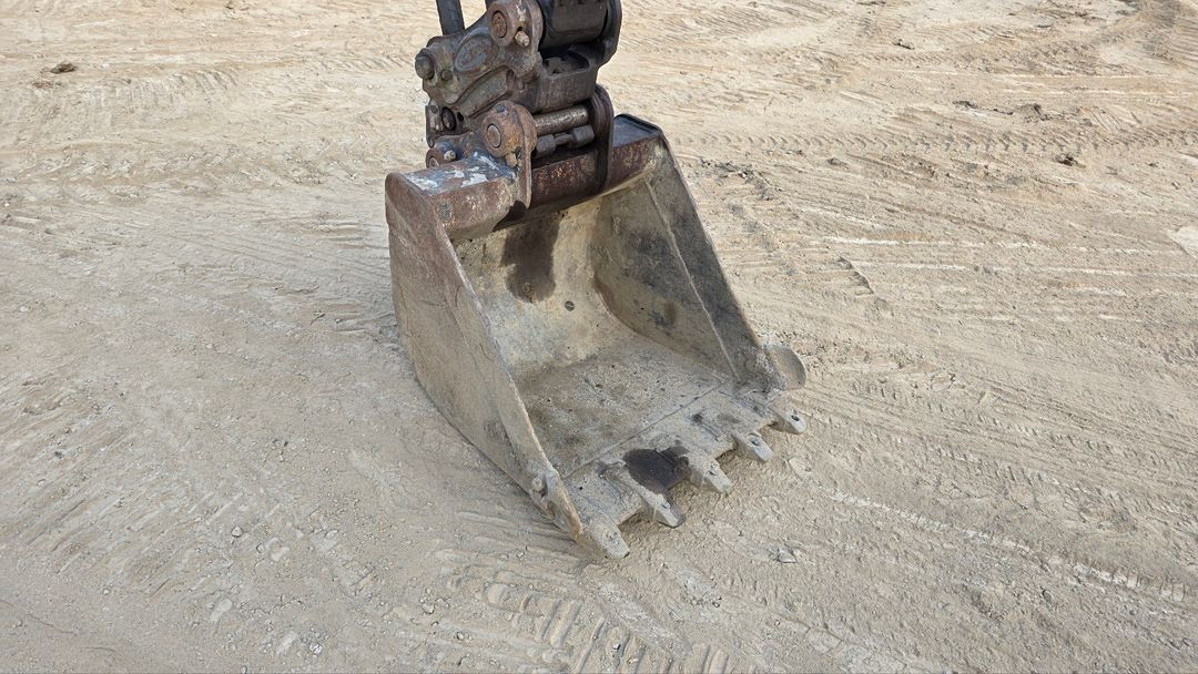 02굴착기 포크레인 농장용 강추 볼보 EC55 2006년식 본바가지 구성 이미지