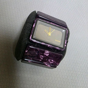 닉슨 팔찌 시계 이미지