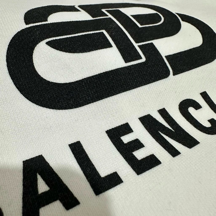 발렌시나가 로고 맨투맨--2