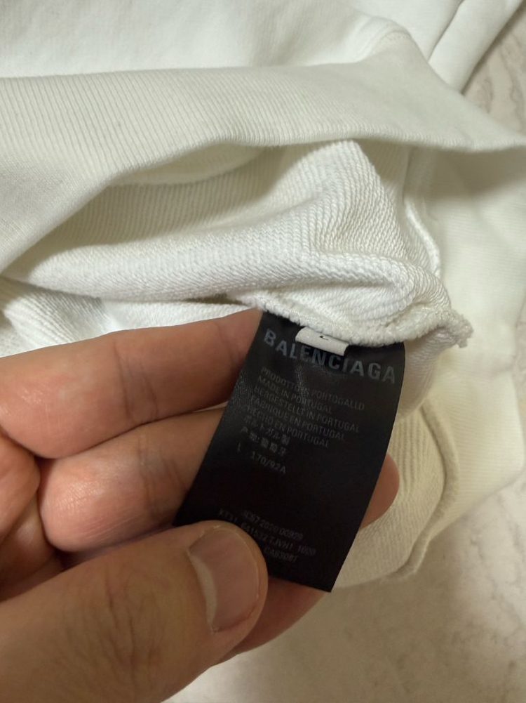 발렌시나가 로고 맨투맨--3