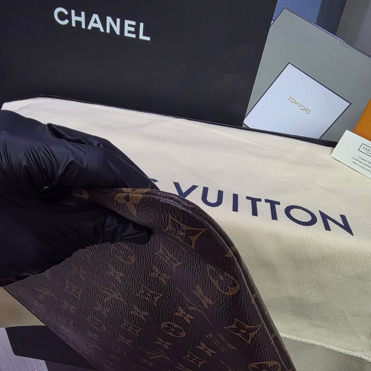 {클로젯}[MM][풀구성]루이비통 에튀보야주 모노그램 MM클러치백--5