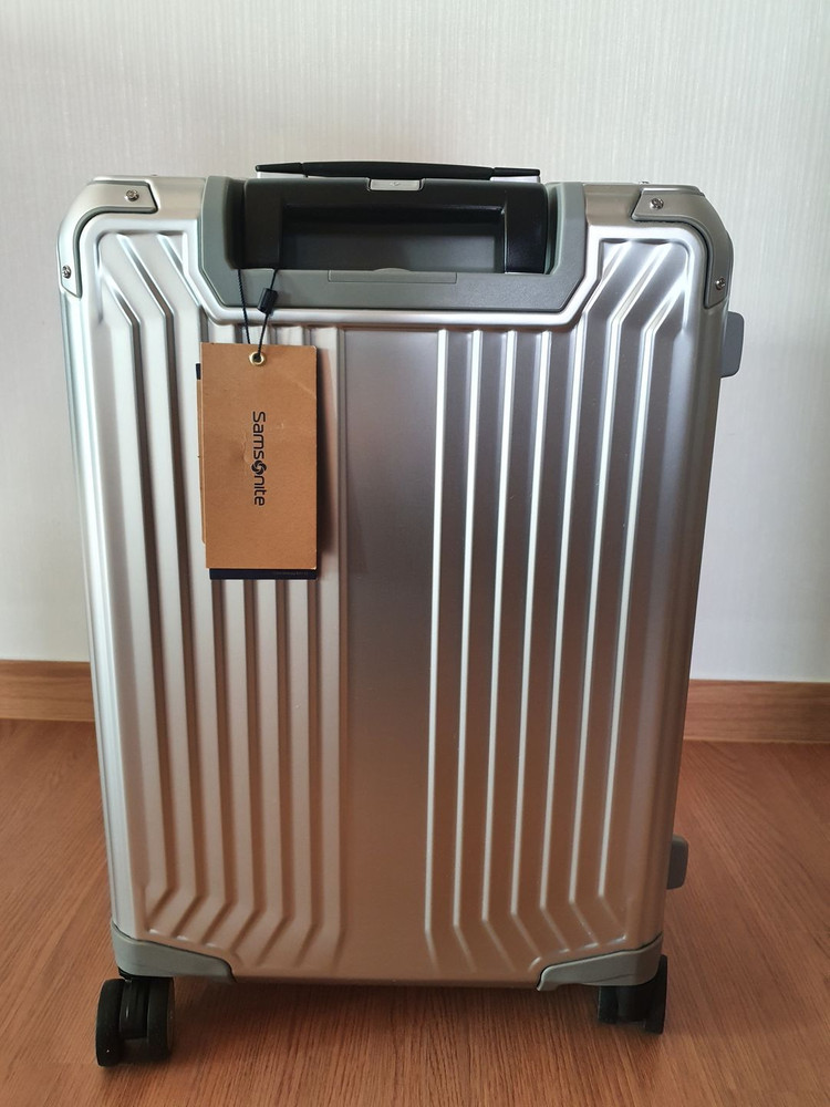 [1번 사용] 쌤소나이트 LITE-BOX ALU 알루미늄 캐리어 20인치 실버--2