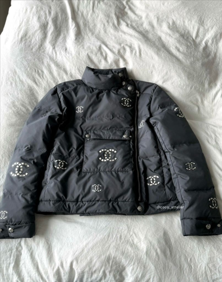 샤넬 제니 패딩--4