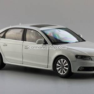 cm 1:18 아우디 a4 b8 다이캐스트 삽니다