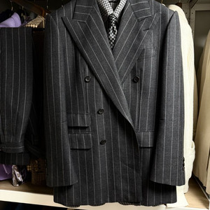 (명작,강추)에스코티지 비스포크 더블 수트 정장 톰포드 이미지