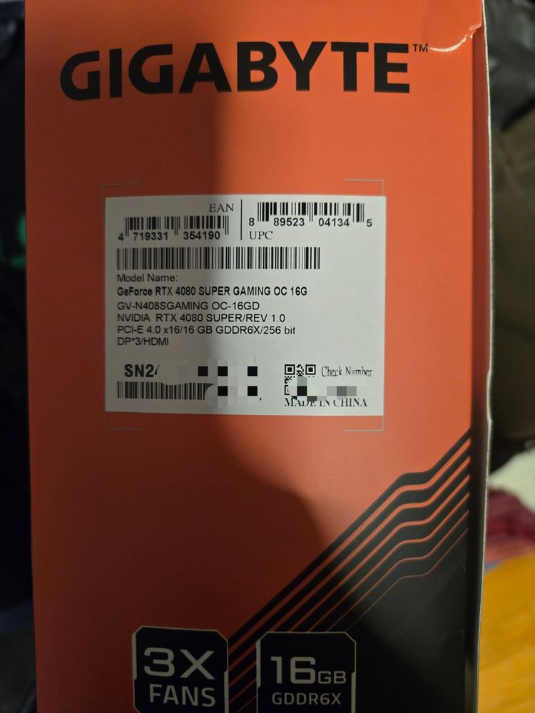 RTX 4080 SUPER 그래픽카드--3