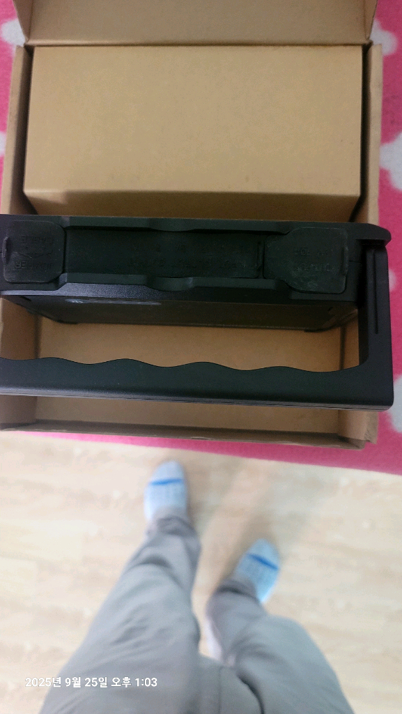 프로페셔널 점프 스타터기 이미지