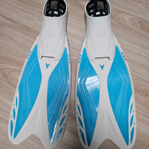 아레나 오리발XXS