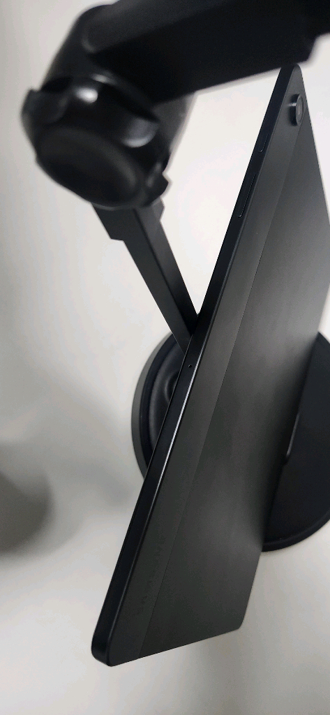 갤럭시탭A9+ sss급 판매합니다.--2