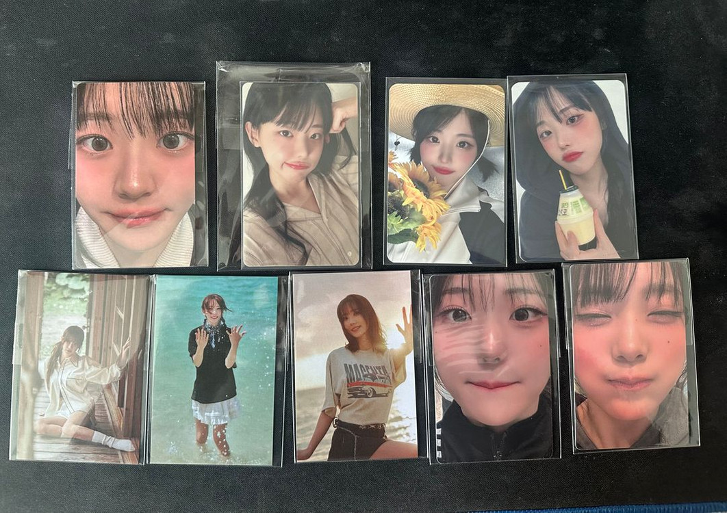 QWER 굿즈, 포카,비공굿 판매--2