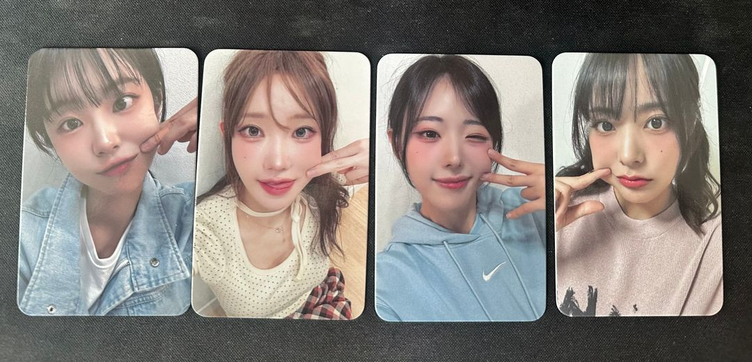 QWER 굿즈, 포카,비공굿 판매--3