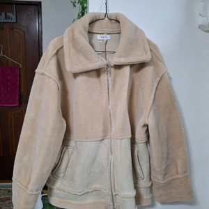 양털 자켓,무스탕,N&N 퍼 스웨이드 자켓 아이보리,특이한옷,블루종,아우터,남녀공용,오버사이즈 이미지