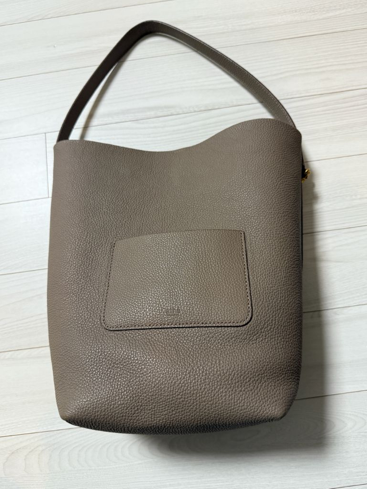 아떼바네사브루노 모카무스레더파니에 버킷백 L--5