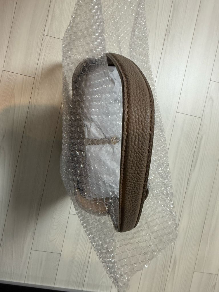 아떼바네사브루노 모카무스레더파니에 버킷백 L--7