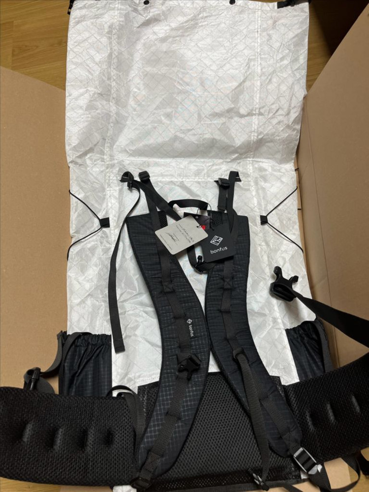 본푸스 프라무스 58L 백팩 화이트 스몰 새상품--3