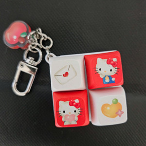 세븐일레븐 헬로키티 사각 키캡 키링 이미지