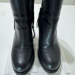 슈콤마보니 블랙 레더 앵클부츠 230 이미지