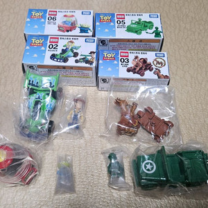 (일괄)토이스토리 토미카 우디 알린 그린맨 불스아이