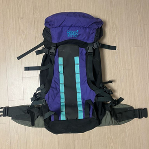 다나디자인 폼팩