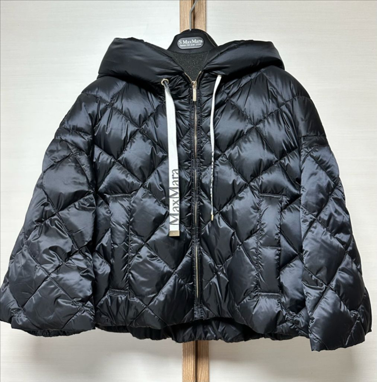 막스마라 씨소프트 크롭 발수패딩 - 블랙 42--4