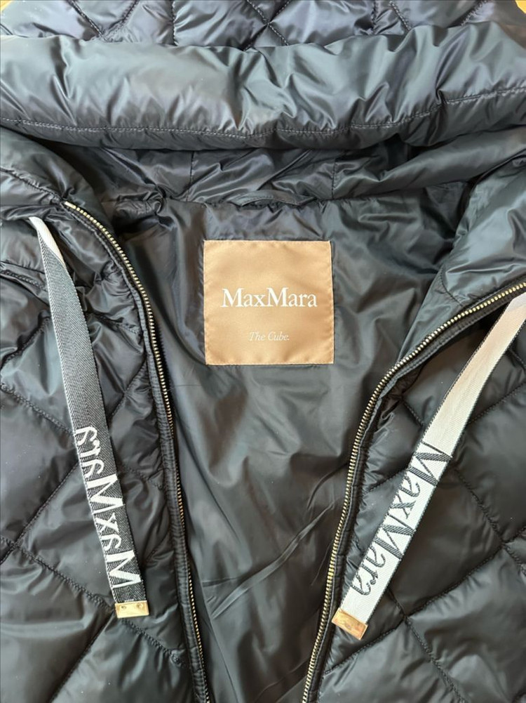 막스마라 씨소프트 크롭 발수패딩 - 블랙 42--6