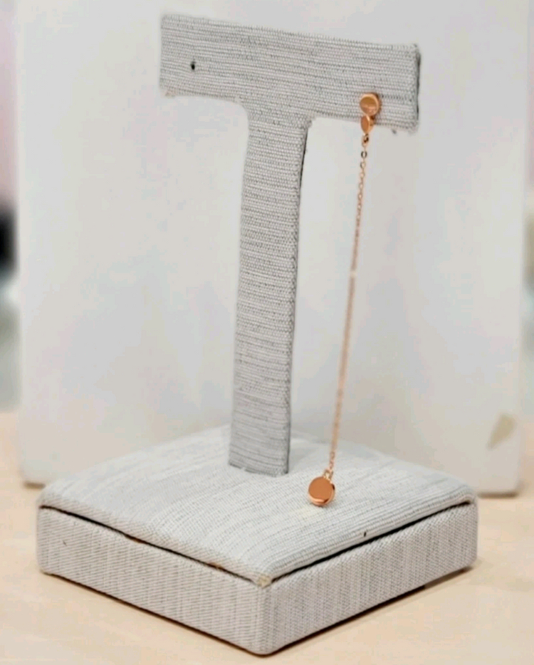 제이에스티나 14k 드롭 귀걸이 2개--2