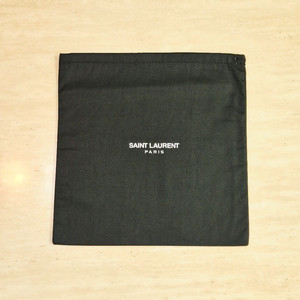 [새상품/정품]생로랑 더스트백,생로랑 파우치,생로랑 가방,생로랑 지갑,생로랑,입생로랑 더스트,입생로랑