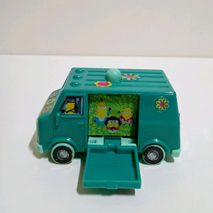 미니언즈 케빈의 그룹 벤 미니카 캠핑카