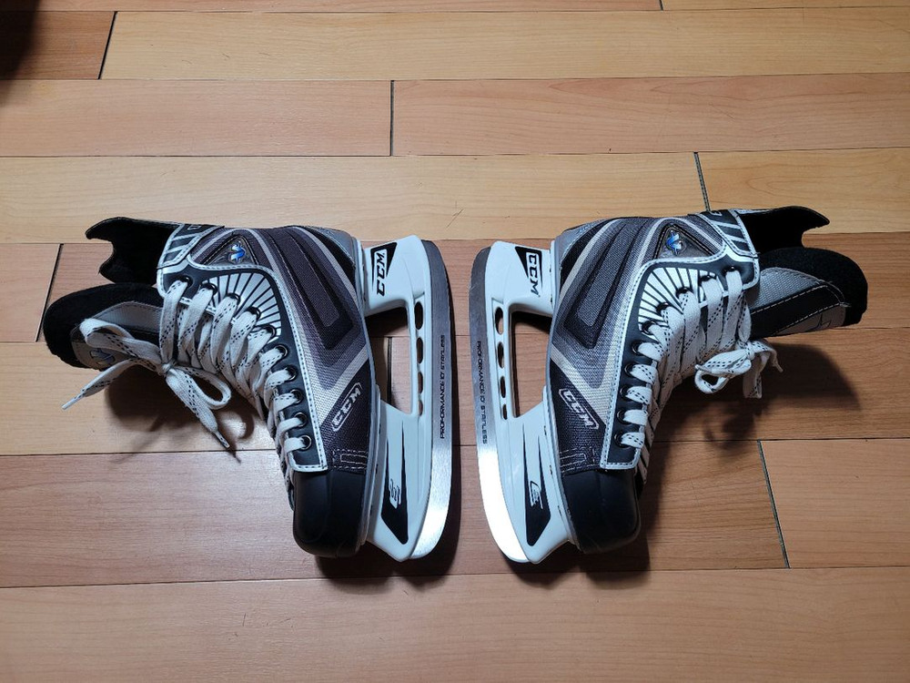 CCM VECTOR 아이스하키화(260mm)--0