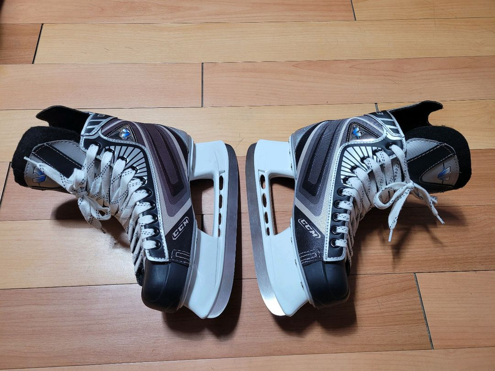 CCM VECTOR 아이스하키화(260mm)--1