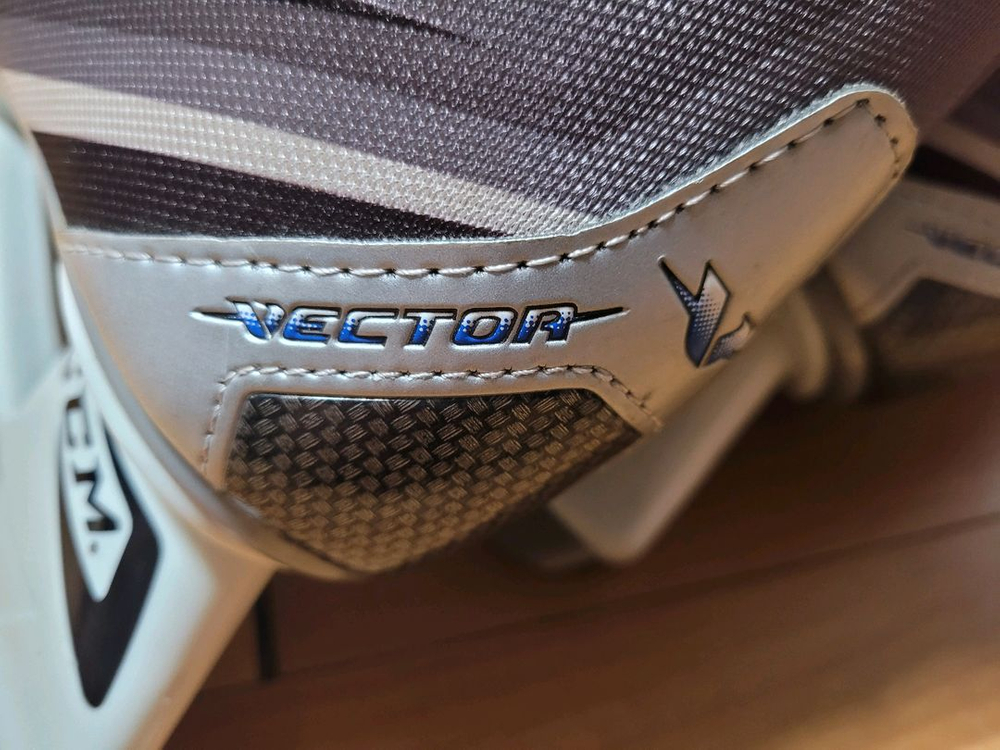 CCM VECTOR 아이스하키화(260mm)--6