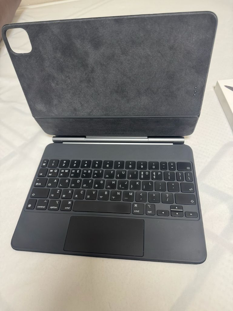 애플 아이패드 매직키보드 블랙 11인치 풀박스--1
