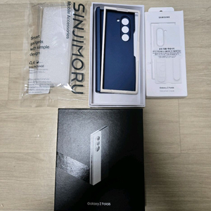 갤럭시z폴드6 회이트에디션 256GB 자급제 교신및교환 판매원합니다.