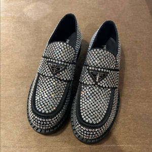 프라다 큐빅 로퍼 245사이즈