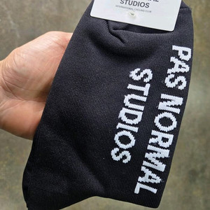 파스노말스튜디오 오버삭스